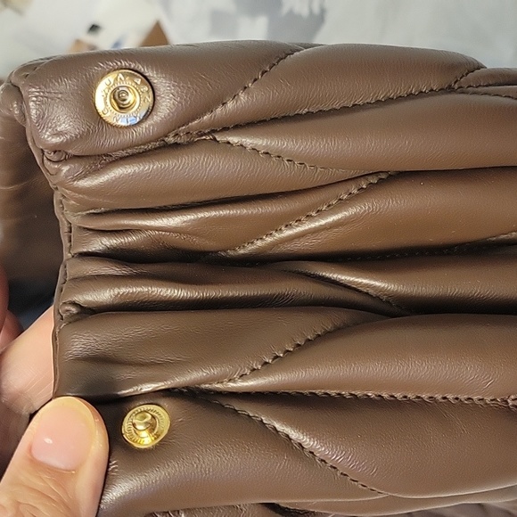 MIU MIU Matellase leather Large Satchel handbag - Picture 17 of 17